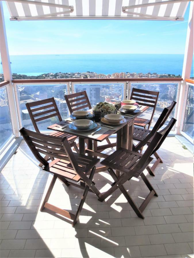 Apartment Di Luna Genoa