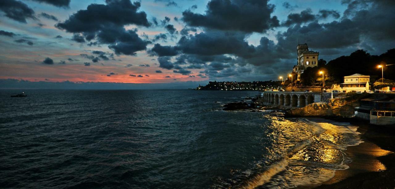 Di Luna Genoa